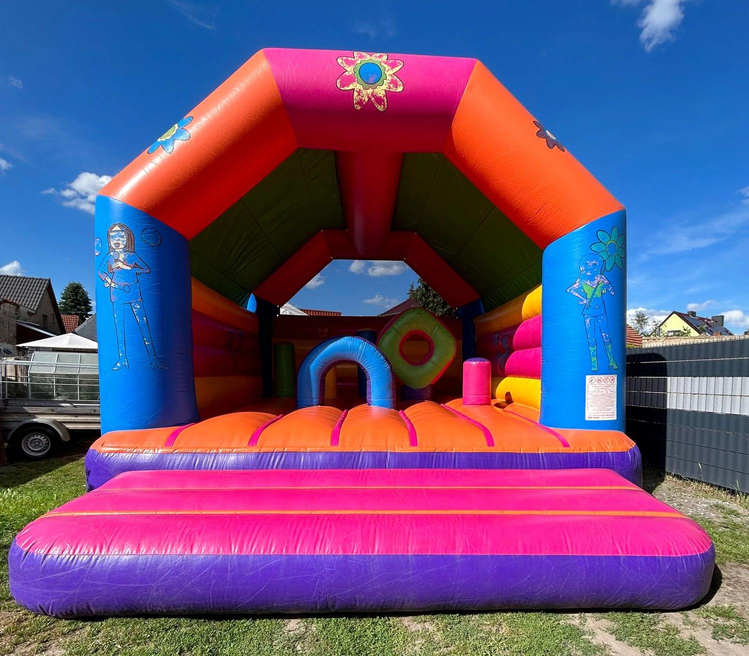 Hüpfburgen Mieten - Hüpfburg für alle Anlässe, Eventmodule - Girls Fun Hüpfburg